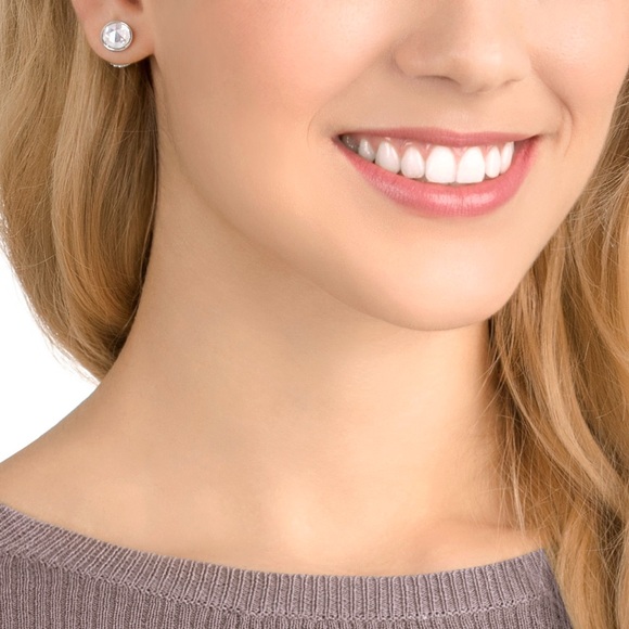 RARE, Authentic Swarovski Hote Reversible Pierced Earrings, White. BNIB. - Picture 1 of 8